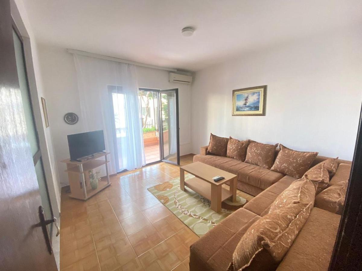 Adriatic Apartments Ulcinj Esterno foto